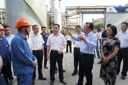 應急部劉偉視察瀘天化 001.jpg