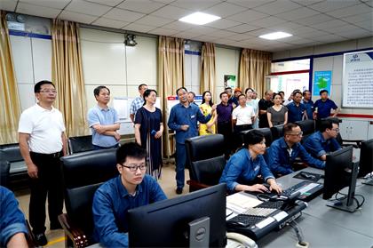 瀘州市政協(xié)副秘書長陳治瓊一行視察瀘天化