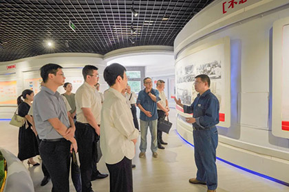 四川天華公司交流團來公司考察交流