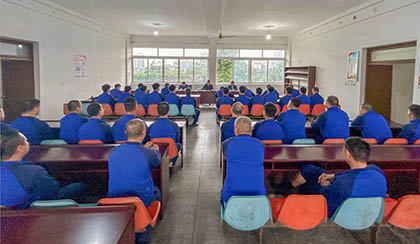 瀘天化股份公司黨委副書記趙元柱到消防救護(hù)中心指導(dǎo)工作