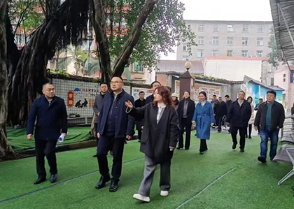 納溪區(qū)委書記袁維榮調(diào)研弘潤養(yǎng)老分公司